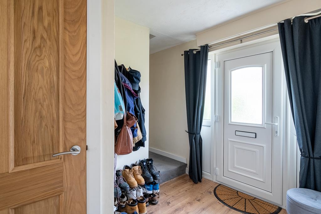 Nixon Drive, Winsford CW Estate Agents